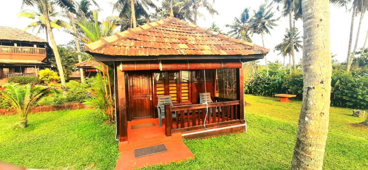 Blue Water Beach Resort Варкала Екстер'єр фото