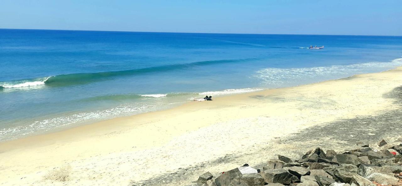 Blue Water Beach Resort Варкала Екстер'єр фото