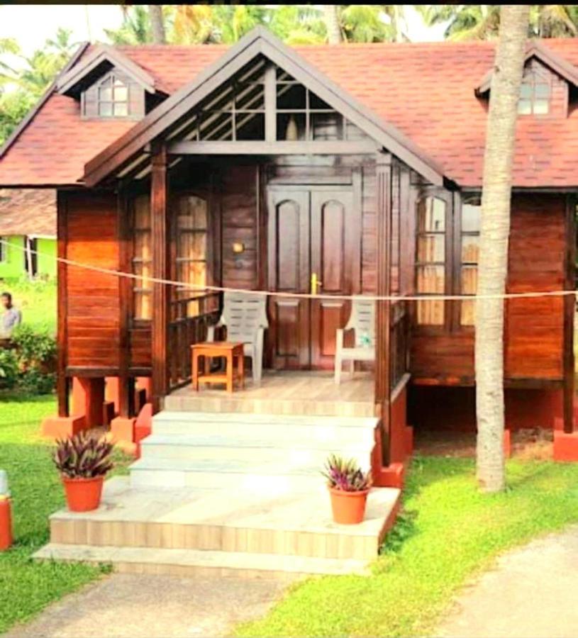 Blue Water Beach Resort Варкала Екстер'єр фото