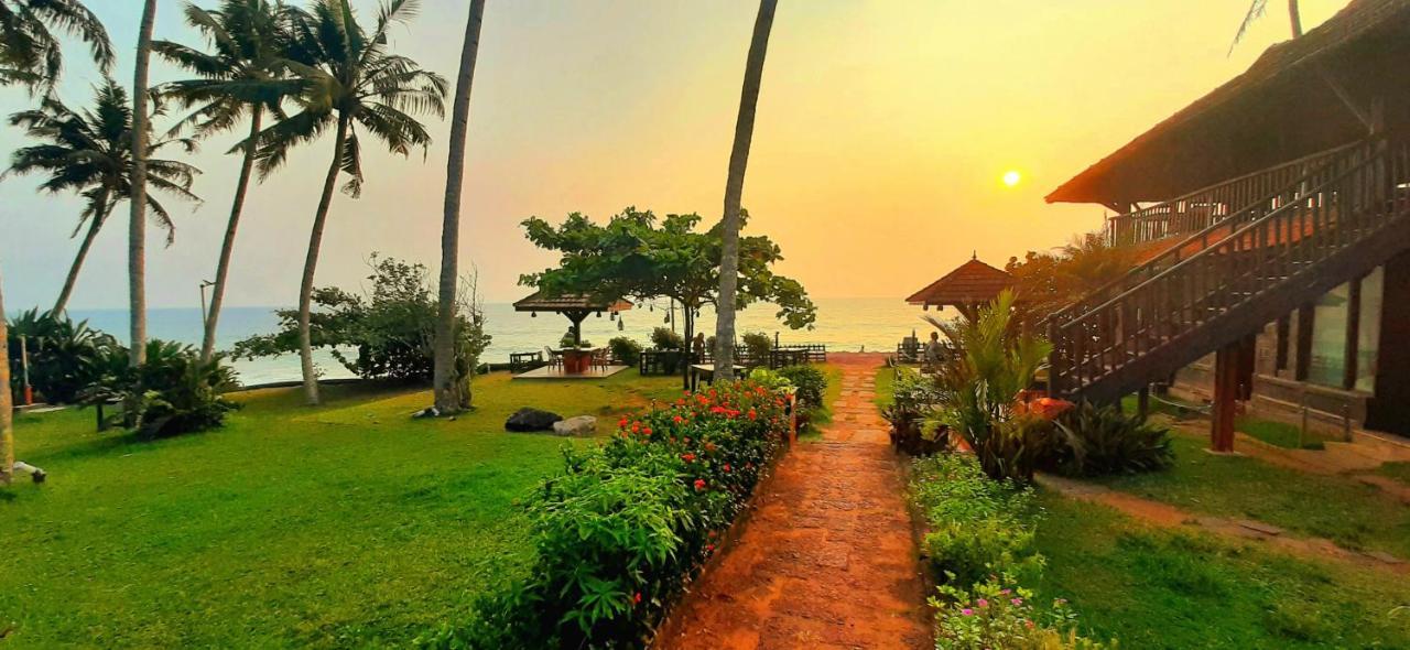 Blue Water Beach Resort Варкала Екстер'єр фото