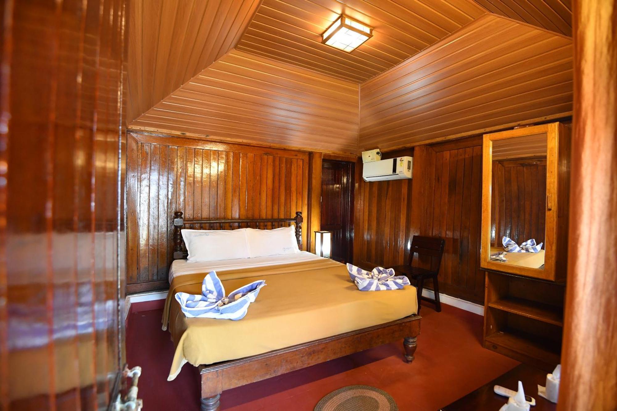 Blue Water Beach Resort Варкала Екстер'єр фото